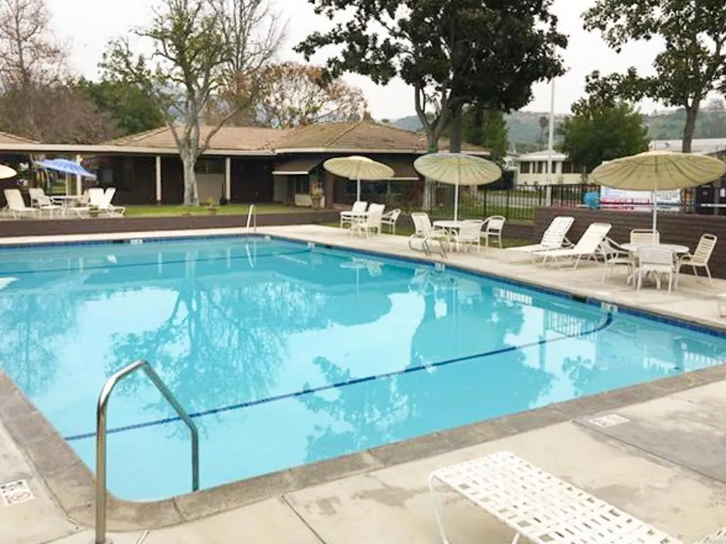 Escondido, California 92027, United States, 3 Bedrooms Bedrooms, ,2 BathroomsBathrooms,Residential,Active,152703