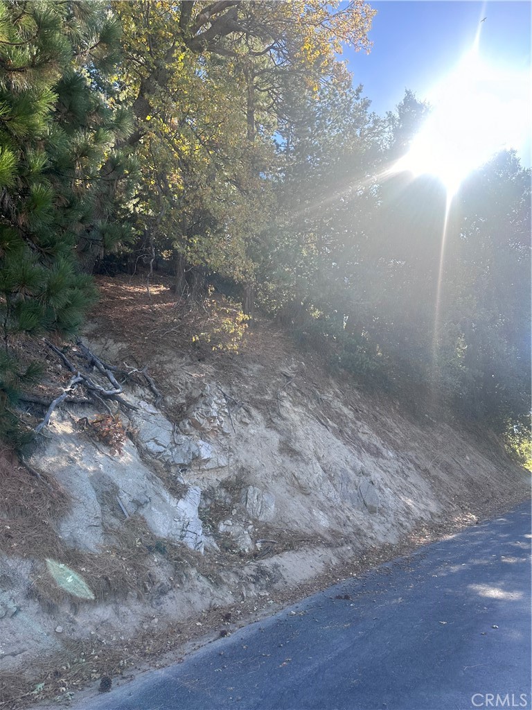 Crestline (CRES) - Land