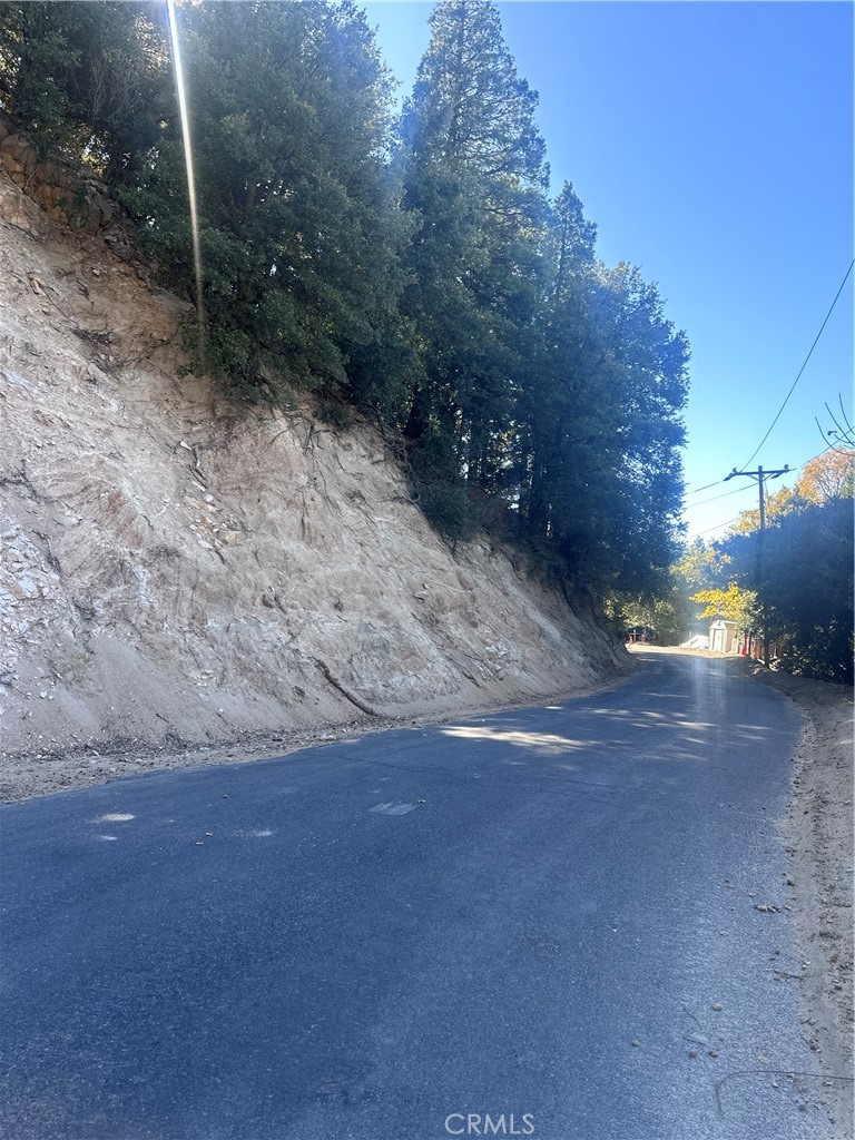 Crestline (CRES) - Land