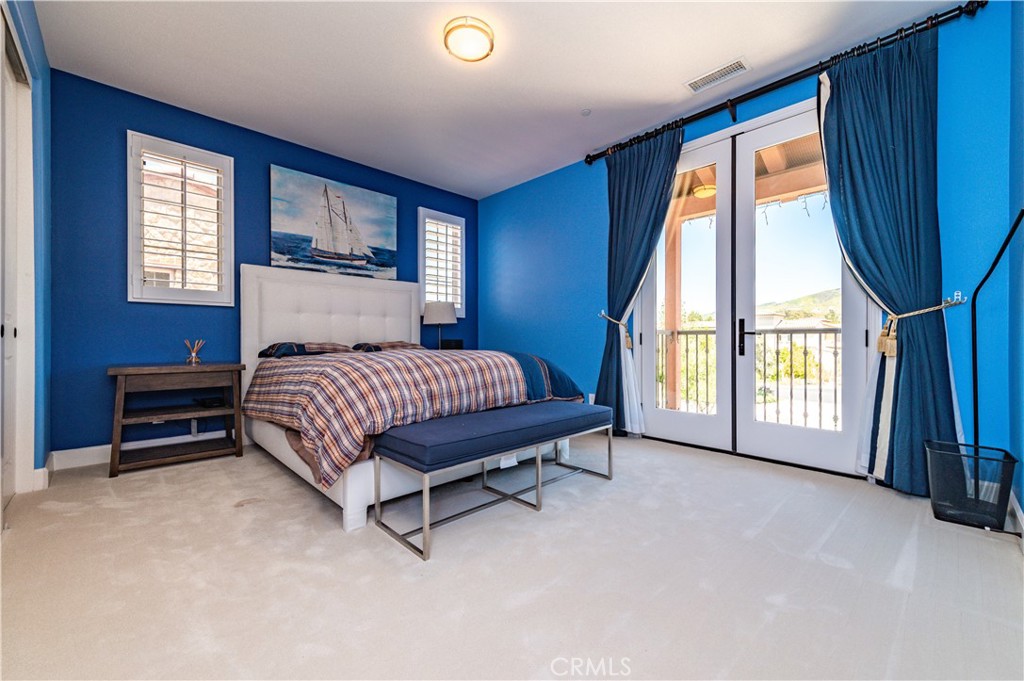 La Vita (OHLAV) - Residential Lease