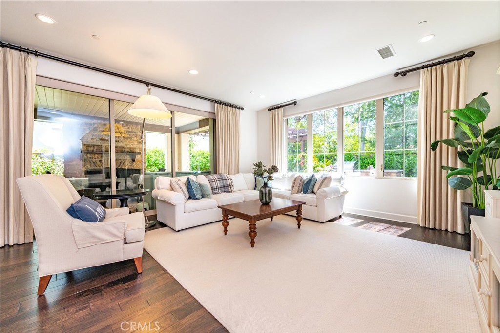 La Vita (OHLAV) - Residential Lease