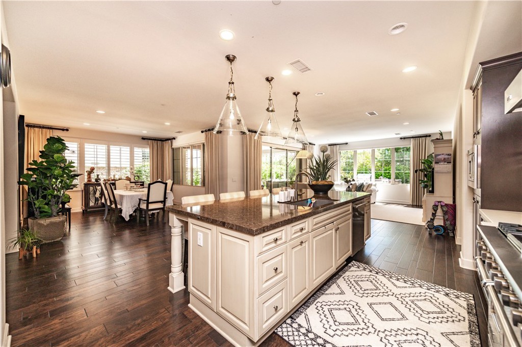 La Vita (OHLAV) - Residential Lease