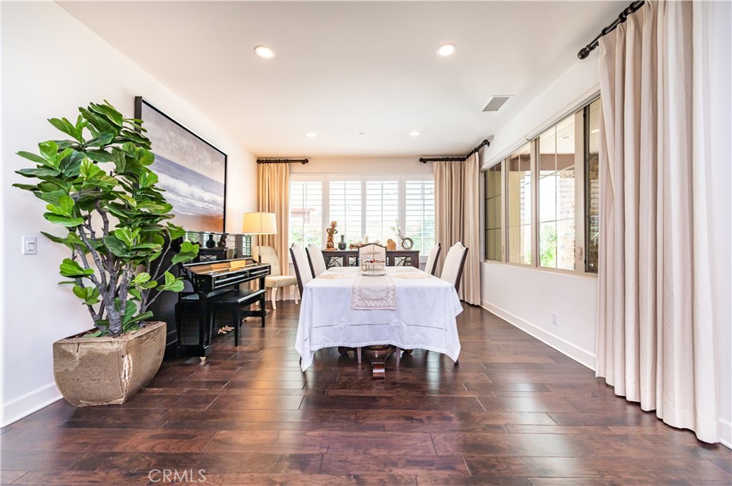 La Vita (OHLAV) - Residential Lease