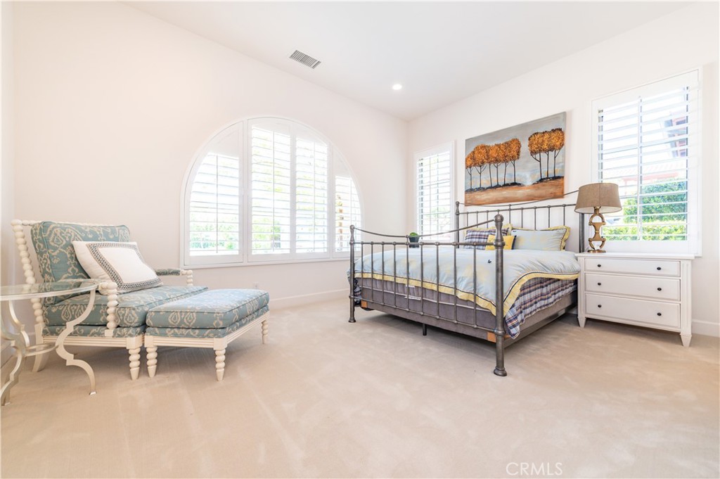 La Vita (OHLAV) - Residential Lease