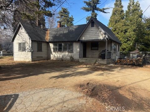 A home in Cedarpines Park