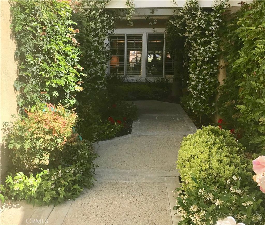 listing image 130722627596224991534