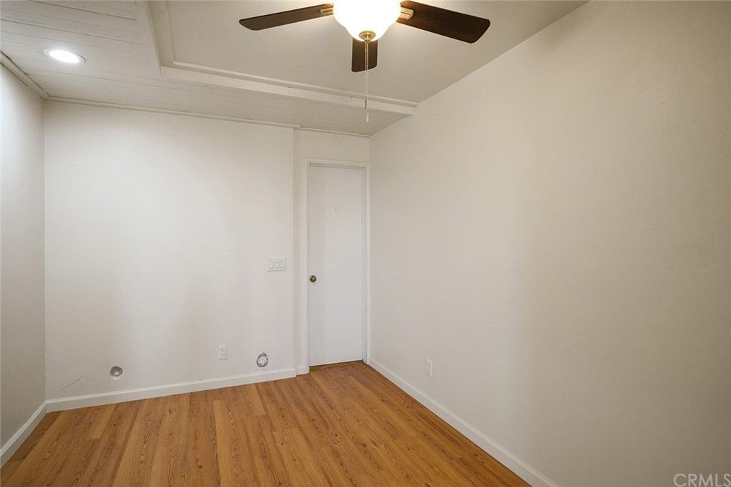 listing image 130728093332511987616