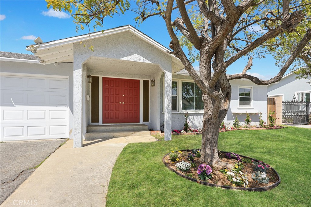 10607 Roseglen Street