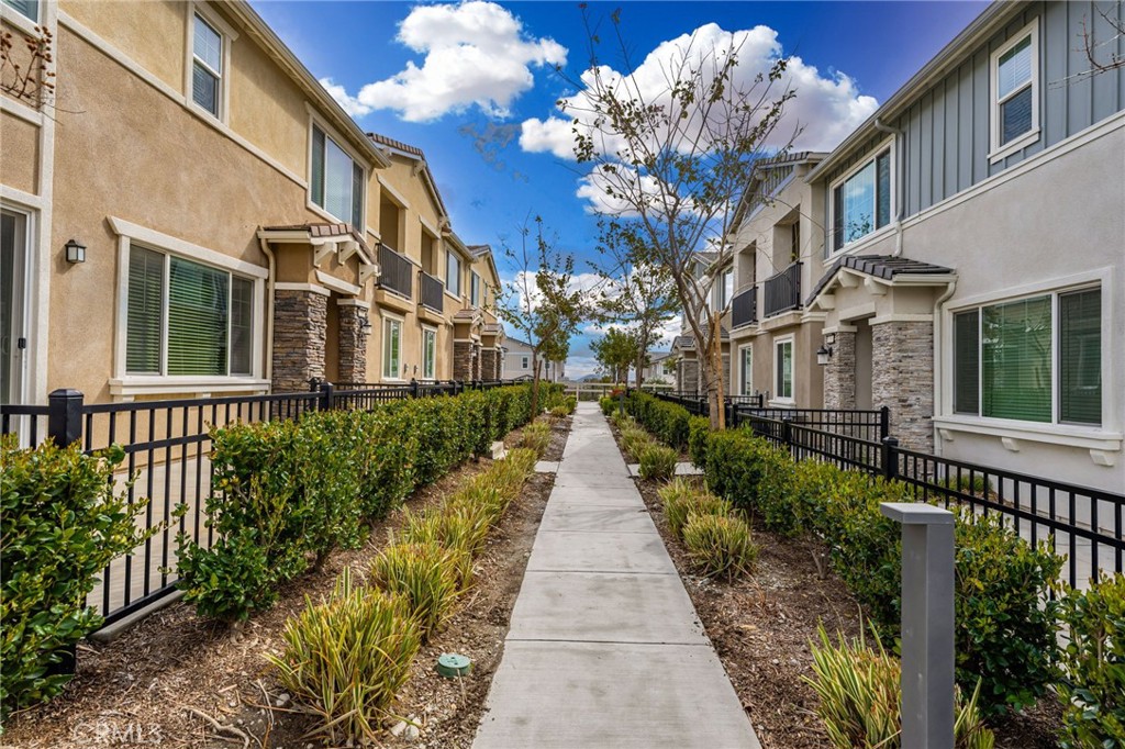 16502 Casa Grande Avenue 235