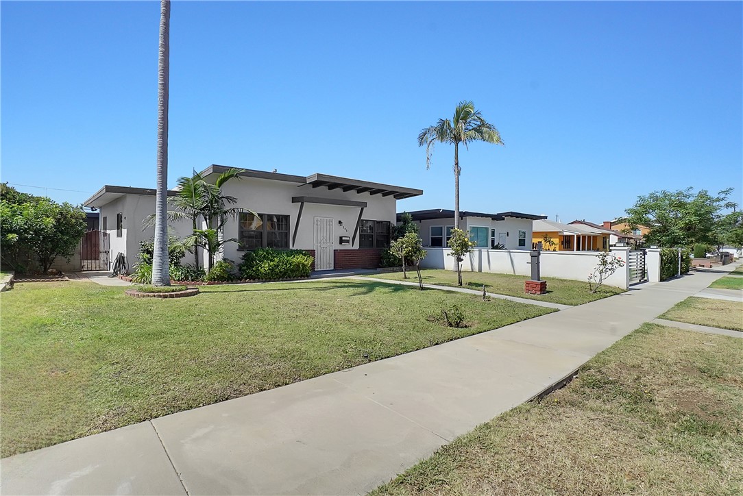 806 W 132nd Street