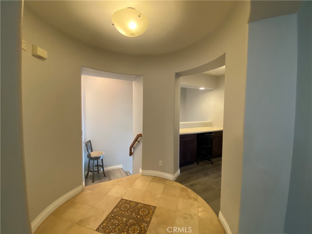 unkonw - Residential Lease