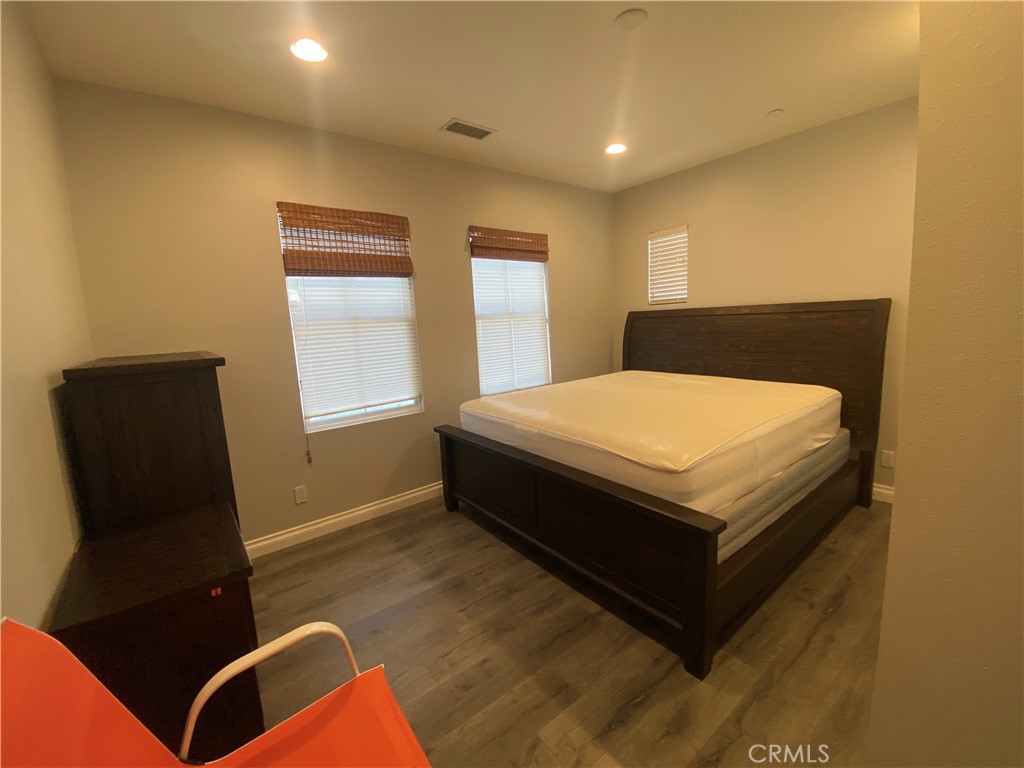 unkonw - Residential Lease