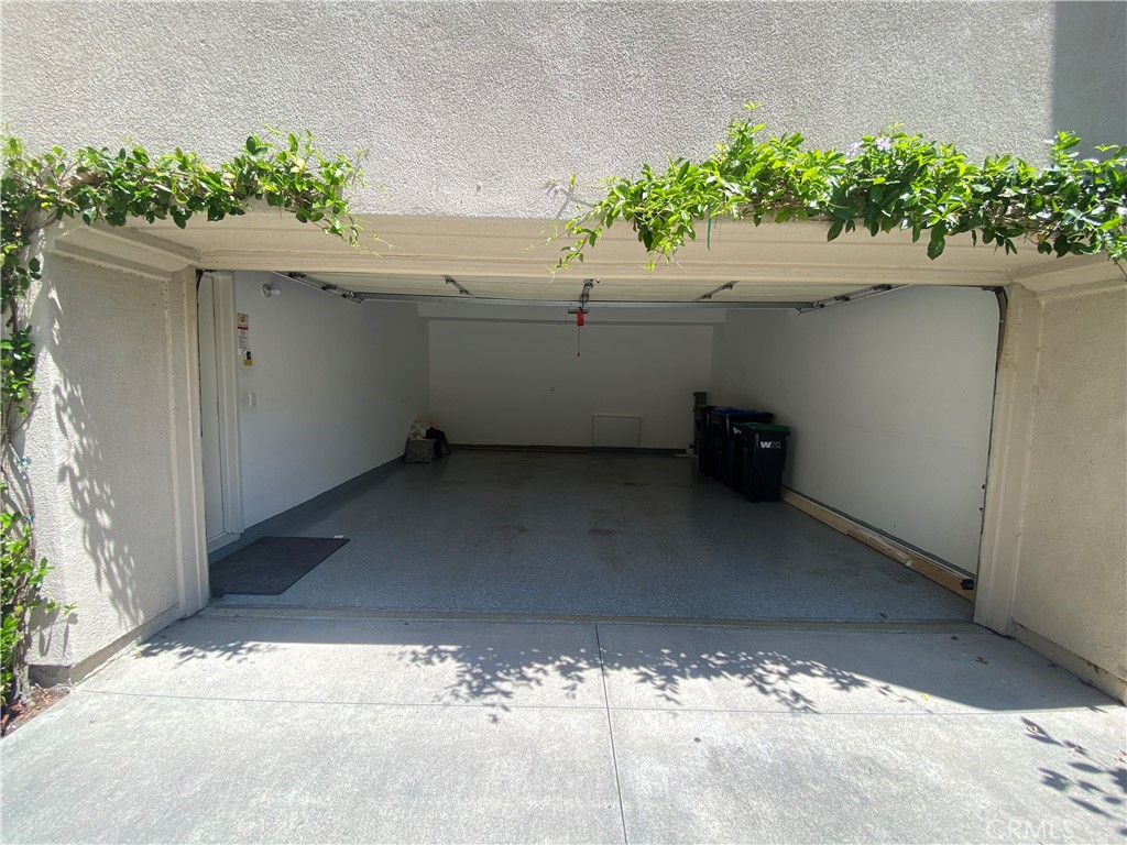 unkonw - Residential Lease