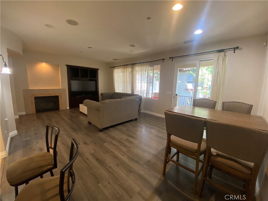 unkonw - Residential Lease