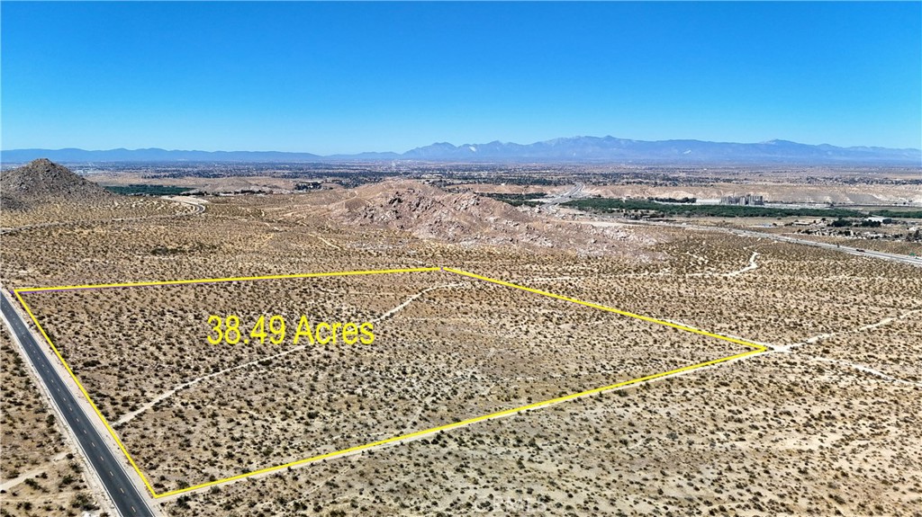 Highly desirable -/+ 38.49 Acres in APPLE VALLEY in the path of rapid commercial and industrial growth. Currently zoned Regional Commercial. The existing projects include the Walmart Distribution Center; Big Lots; the Regional Public Safety Training Center; Atlas Van Lines and the Fresenius Medical Care Facility. There are several other projects coming, including Brightline West High Speed Rail Project near Dale Evans Parkway. The North Apple Valley Industrial Specific Plan includes approximately 6,221 Acres, designated to facilitate commercial and industrial projects in the future. If you are excited about the future of Apple Valley's commercial and industrial growth, you may want to consider an opportunity to invest now!