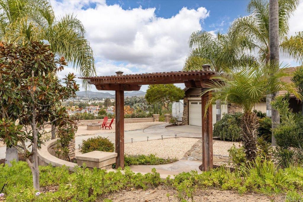 1101 La Sombra Drive