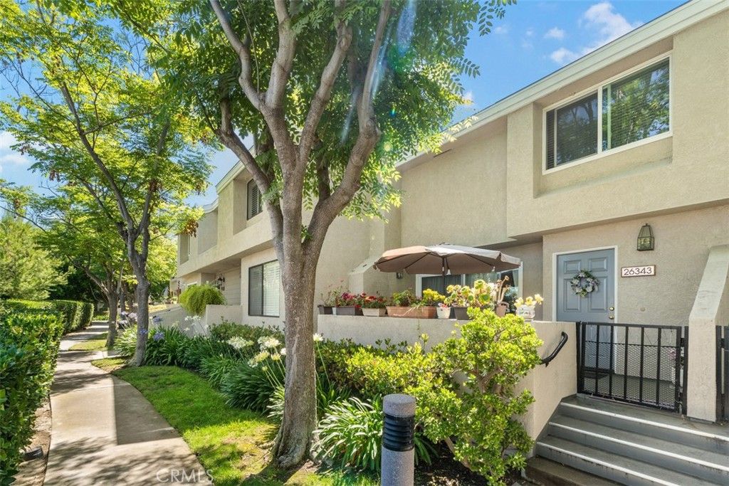 listing image 130727725227437910149