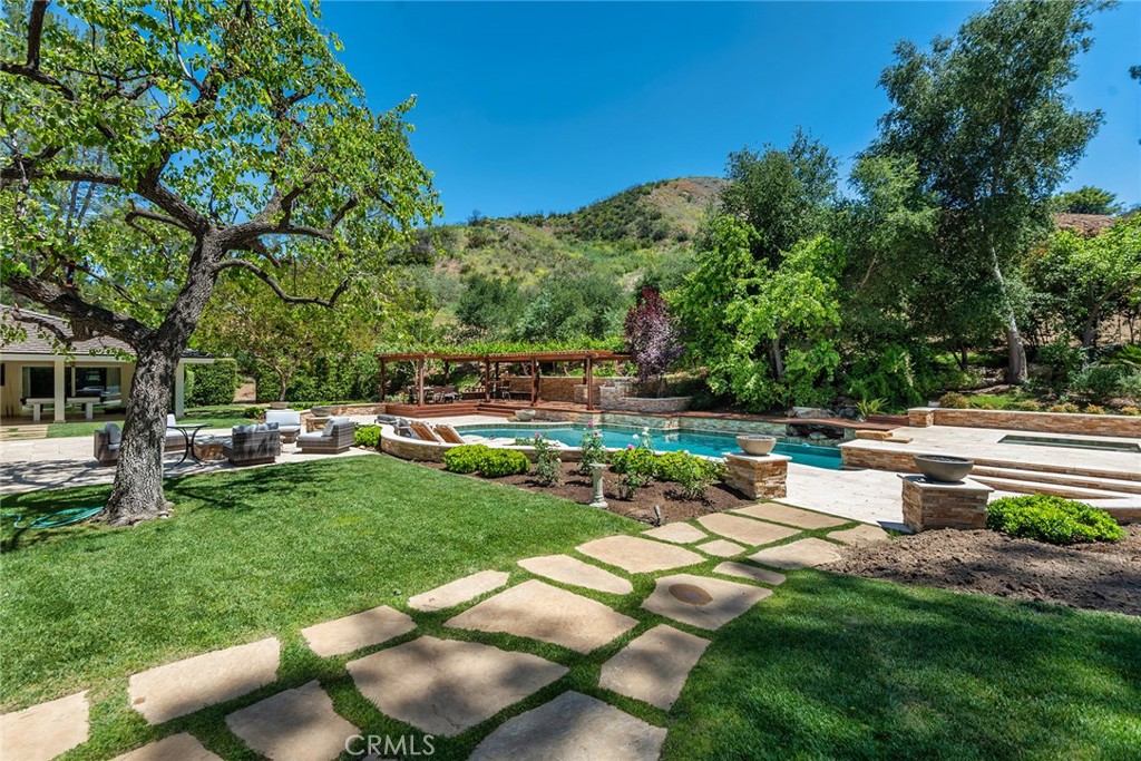 Agoura (850) - Residential