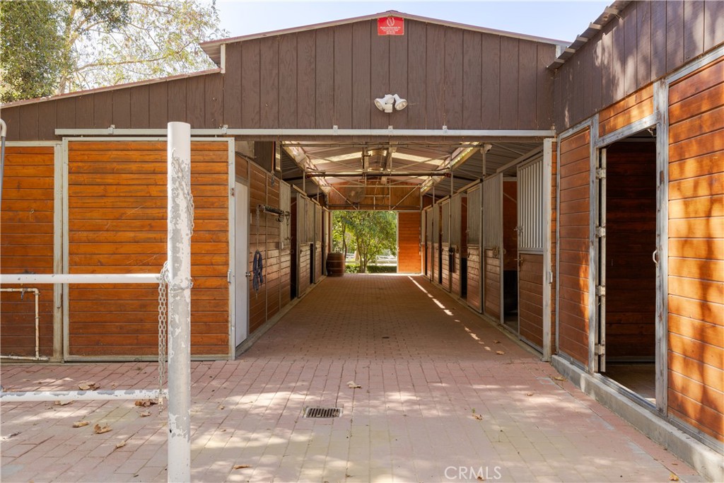 Agoura (850) - Residential