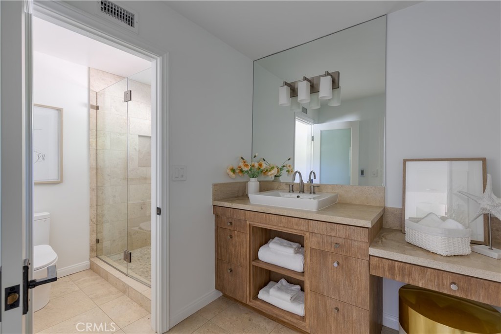 Agoura (850) - Residential