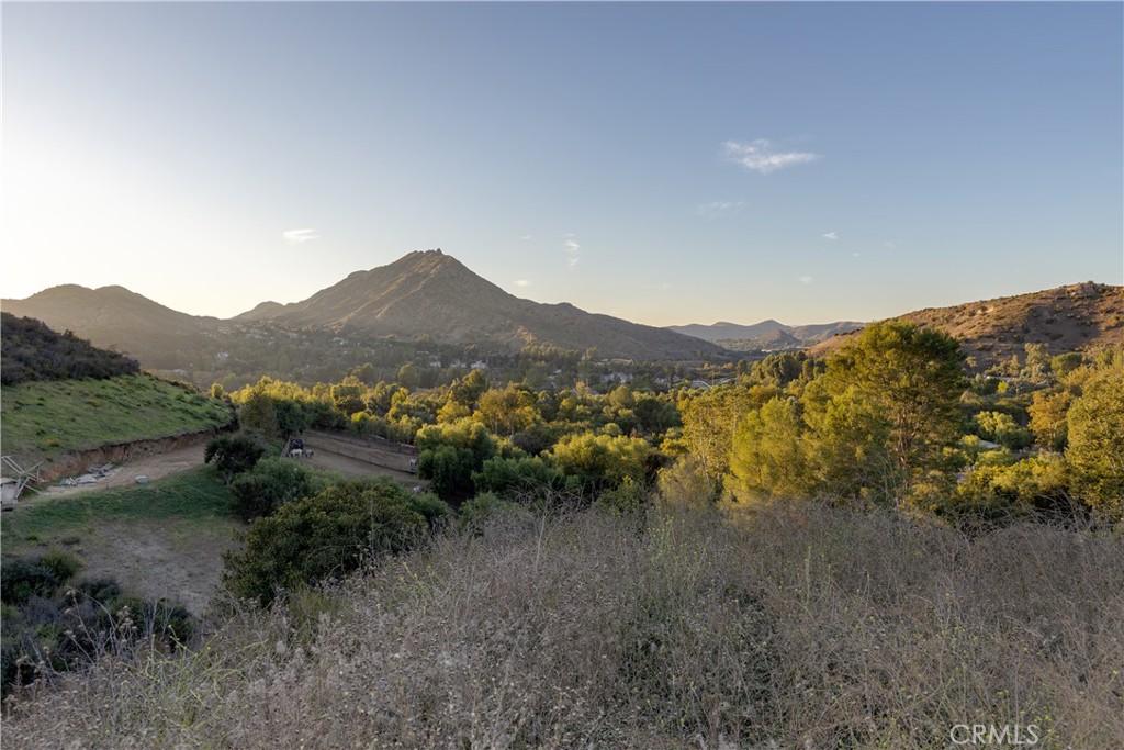 Agoura (850) - Residential