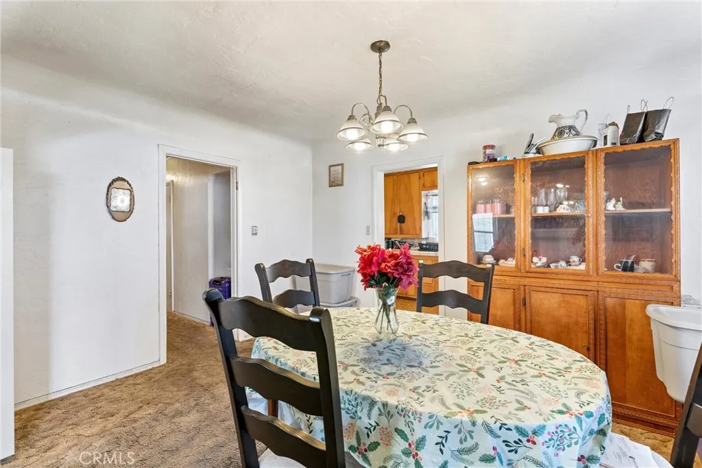 Los Angeles, California 90047, United States, 3 Bedrooms Bedrooms, ,2 BathroomsBathrooms,Residential,Active,96220