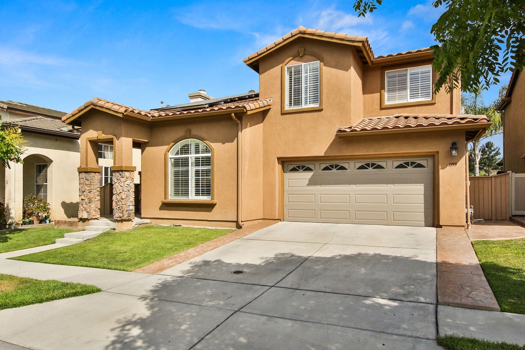 Otay Ranch Beauty! Don't miss this great opportunity. Gorgeous 2 story home, Great Yard with a View, perfect for entertaining. Cathedral Ceilings, Newer Carpet, Huge Gourmet Kitchen, Granite Counters, Cozy fireplace, Great sized bedrooms, AC. Upstairs Laundry, Owners Suite boast Walk-in Closet and Luxury Bathroom. Custom Paint and Newer Cabinets in the Kitchen. CLICK THE LINK AND VIRTUALLY WALK THROUGH THIS HOME. (click virtual tour link). Neighborhoods: OTAY RANCH Equipment: Garage Door Opener, Range/Oven Other Fees: 0 Sewer: Sewer Connected Topography: LL