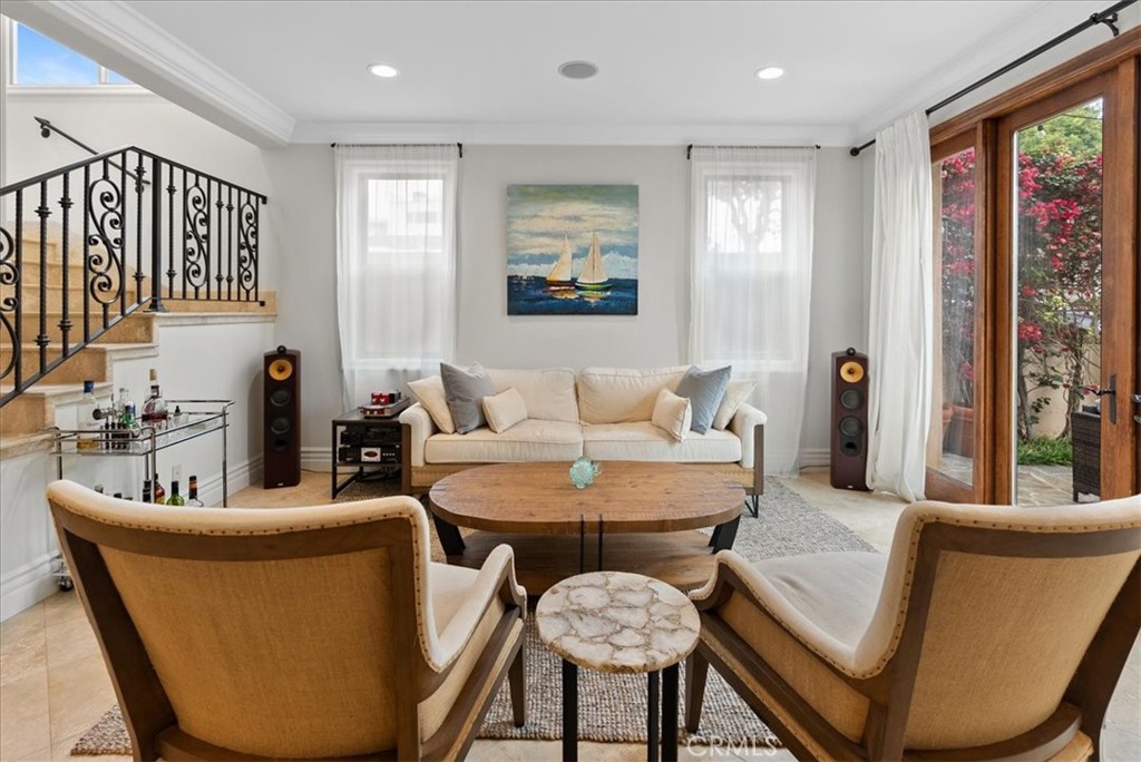 Properties 703 Carnation Avenue
