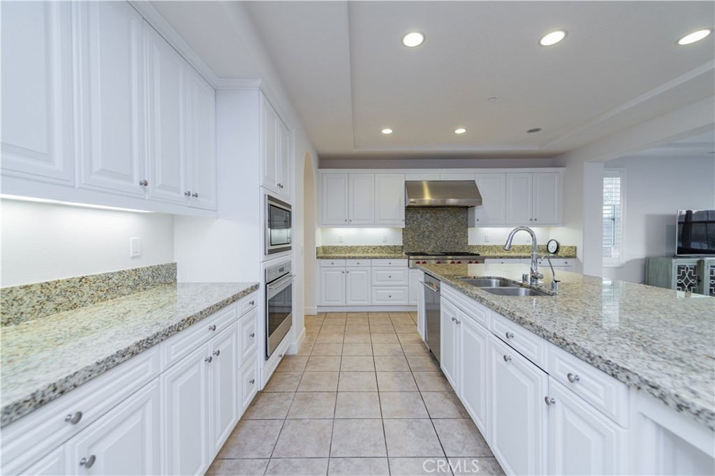 la Casella (LACA) - Residential Lease