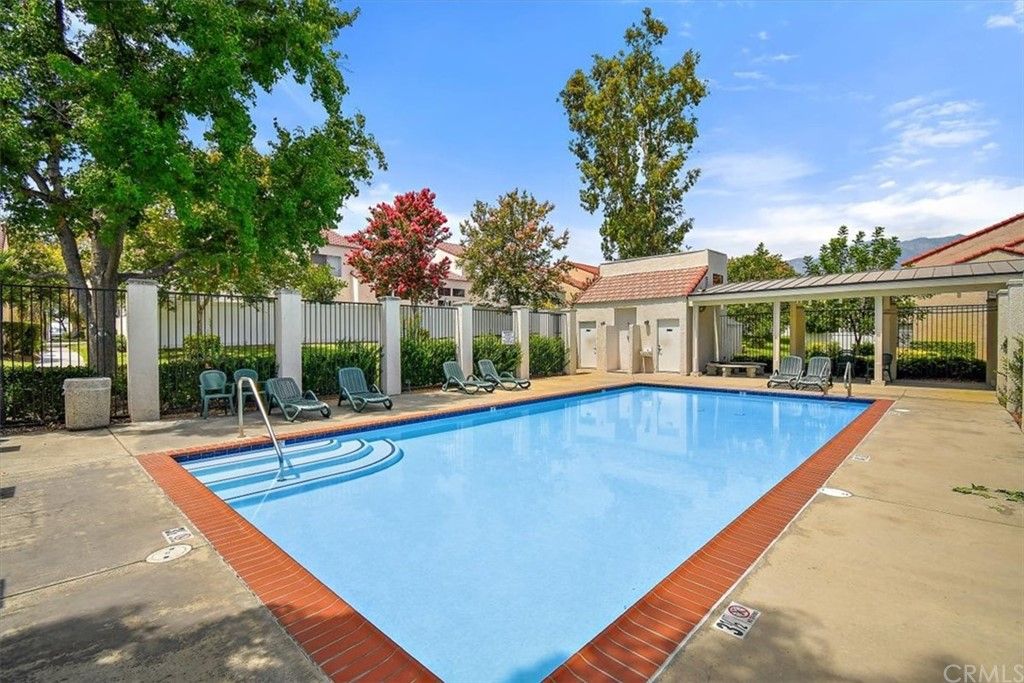 listing image 130728256631505746289
