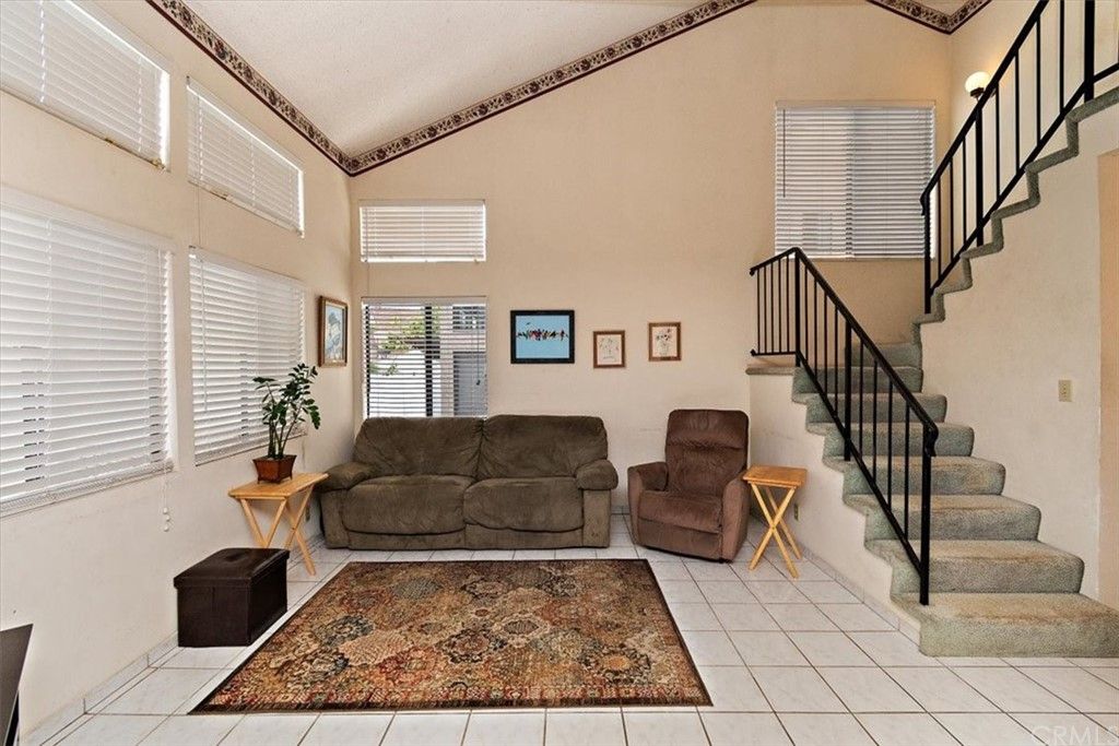 listing image 130721354413317134805