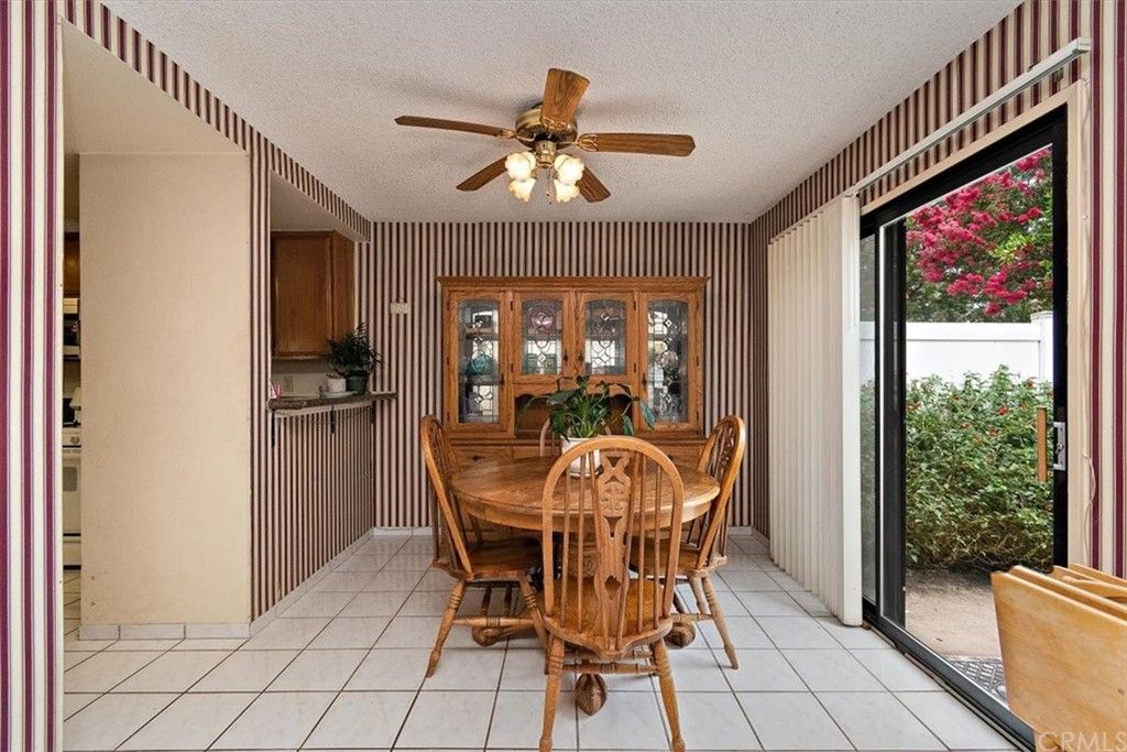 listing image 130729122081350283556