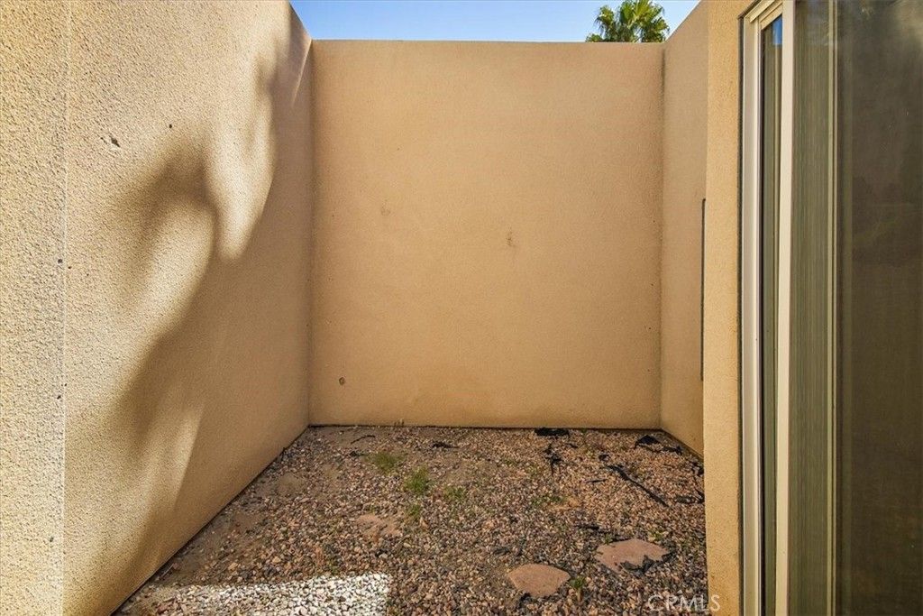 listing image 40