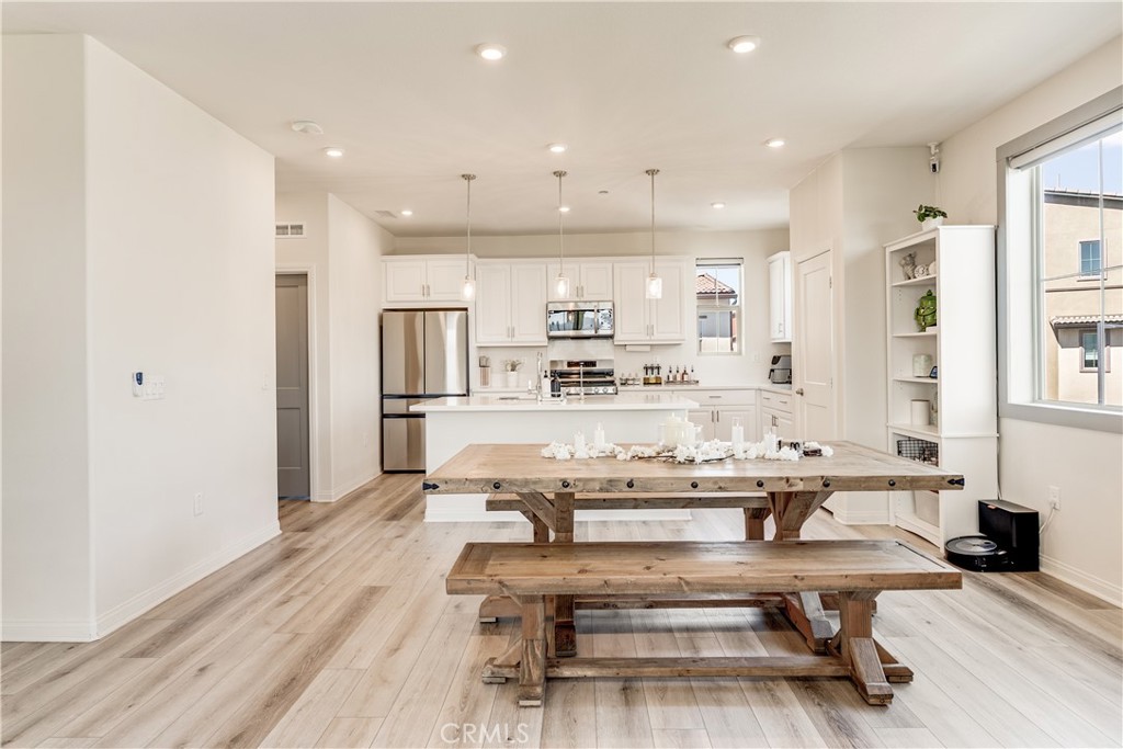 1648 Fig Tree Way