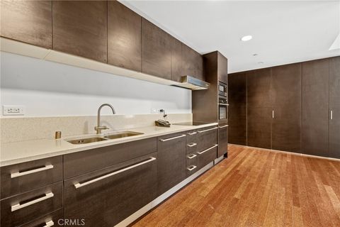 Photo of 6250 Hollywood Boulevard #4M, Los Angeles, CA 90028 (MLS # OC25048367)