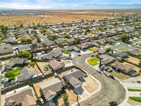 A home in Adelanto