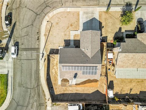 A home in Adelanto