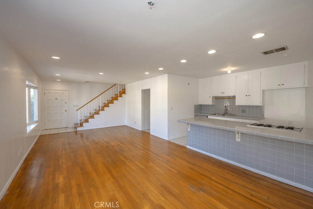 12464 Laurel Terrace Drive