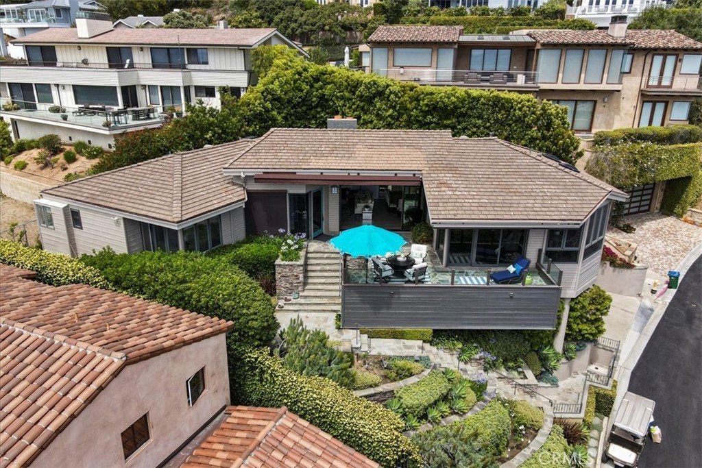 437 Emerald Bay