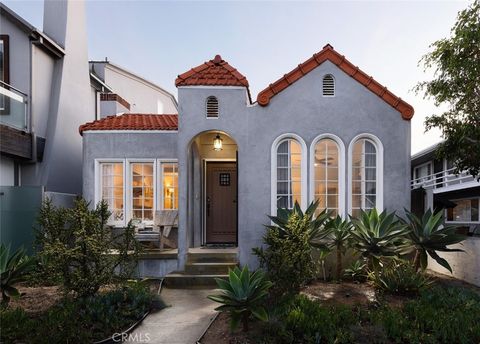 1113 W Balboa Boulevard Newport Beach CA 92661