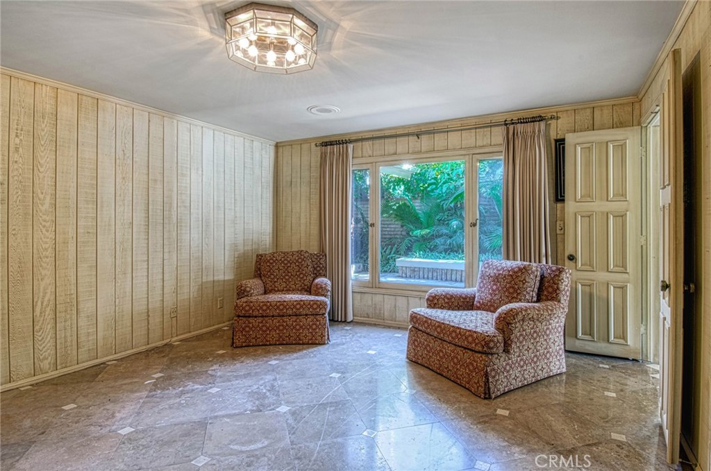 Linda Isle (LIND) - Residential