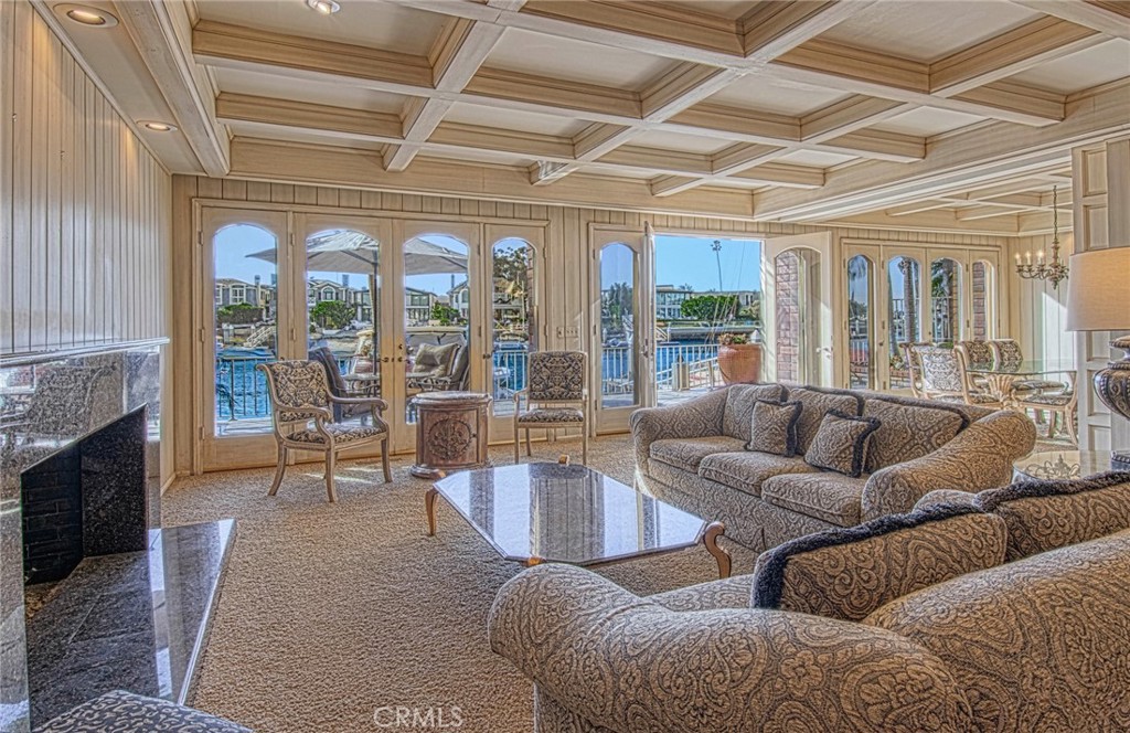 Linda Isle (LIND) - Residential