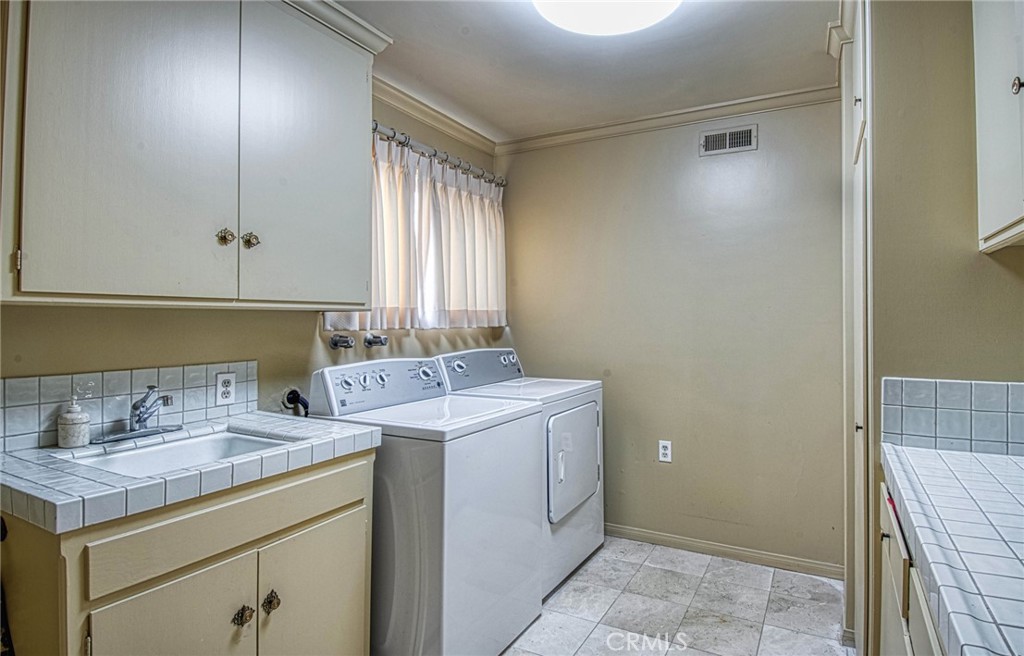 Linda Isle (LIND) - Residential