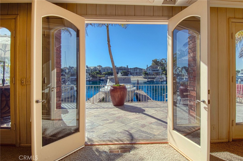 Linda Isle (LIND) - Residential