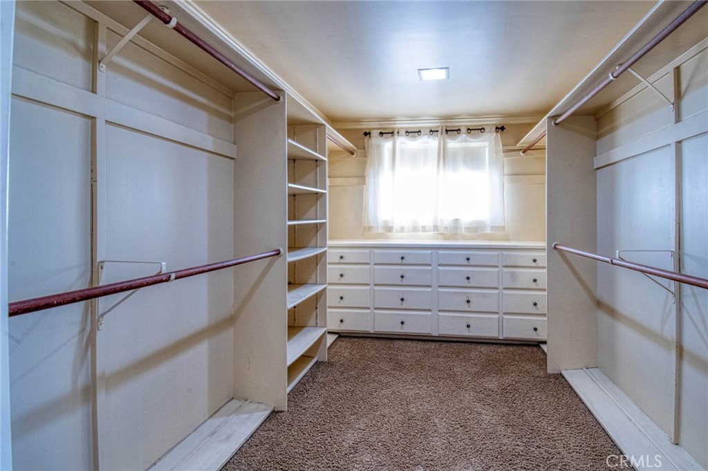 Linda Isle (LIND) - Residential