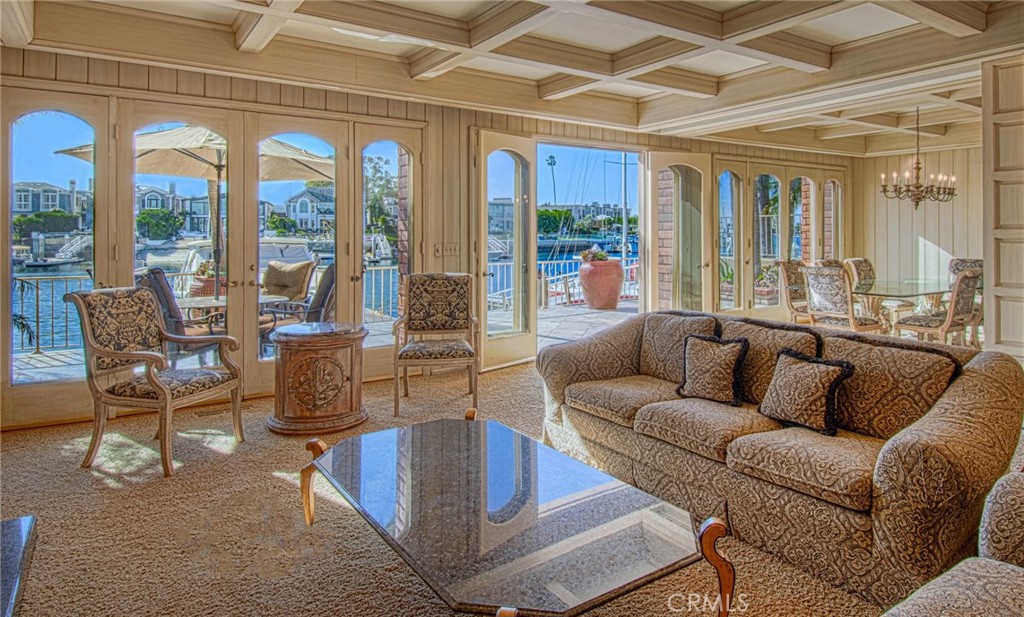 Linda Isle (LIND) - Residential