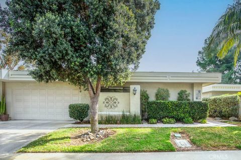 5547 Rayo Del Sol B Laguna Woods CA 92637