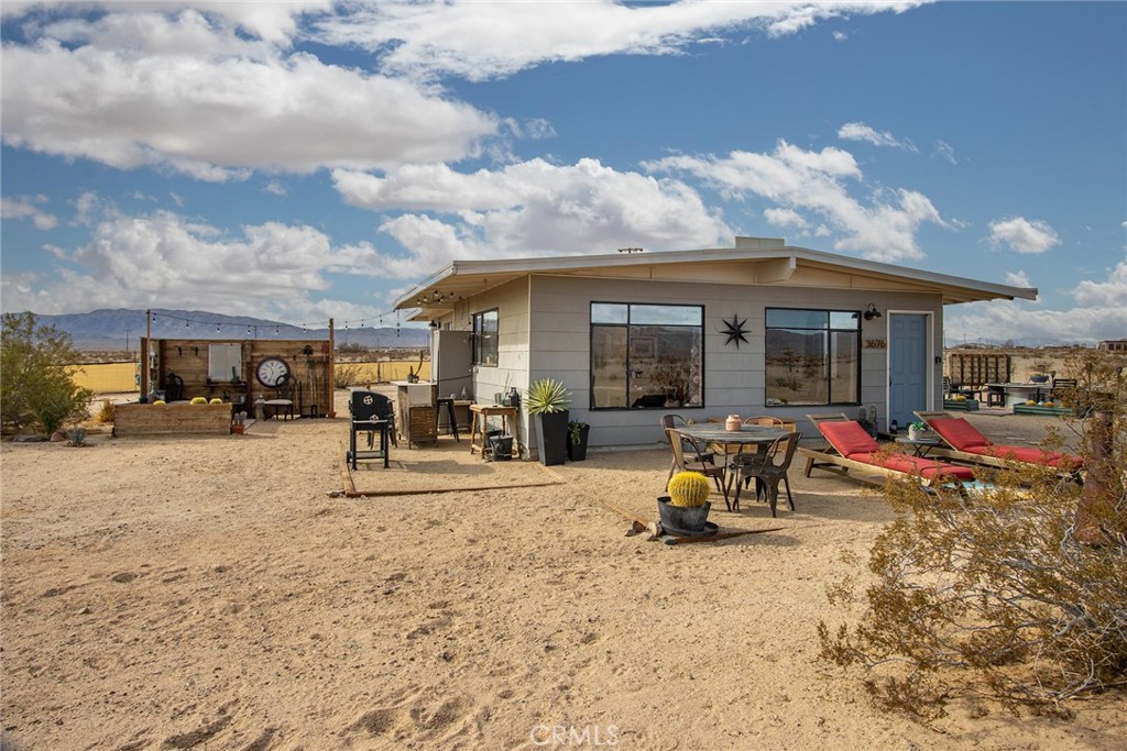 3676 Kern Road