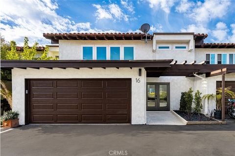 835 AMIGOS Way 16 Newport Beach CA 92660
