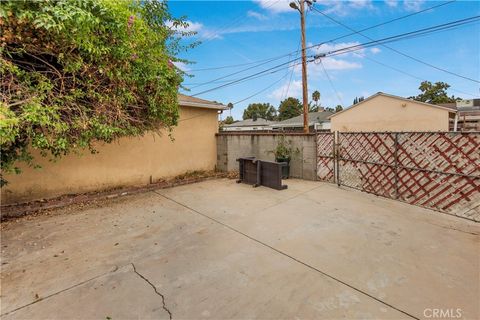 A home in Reseda